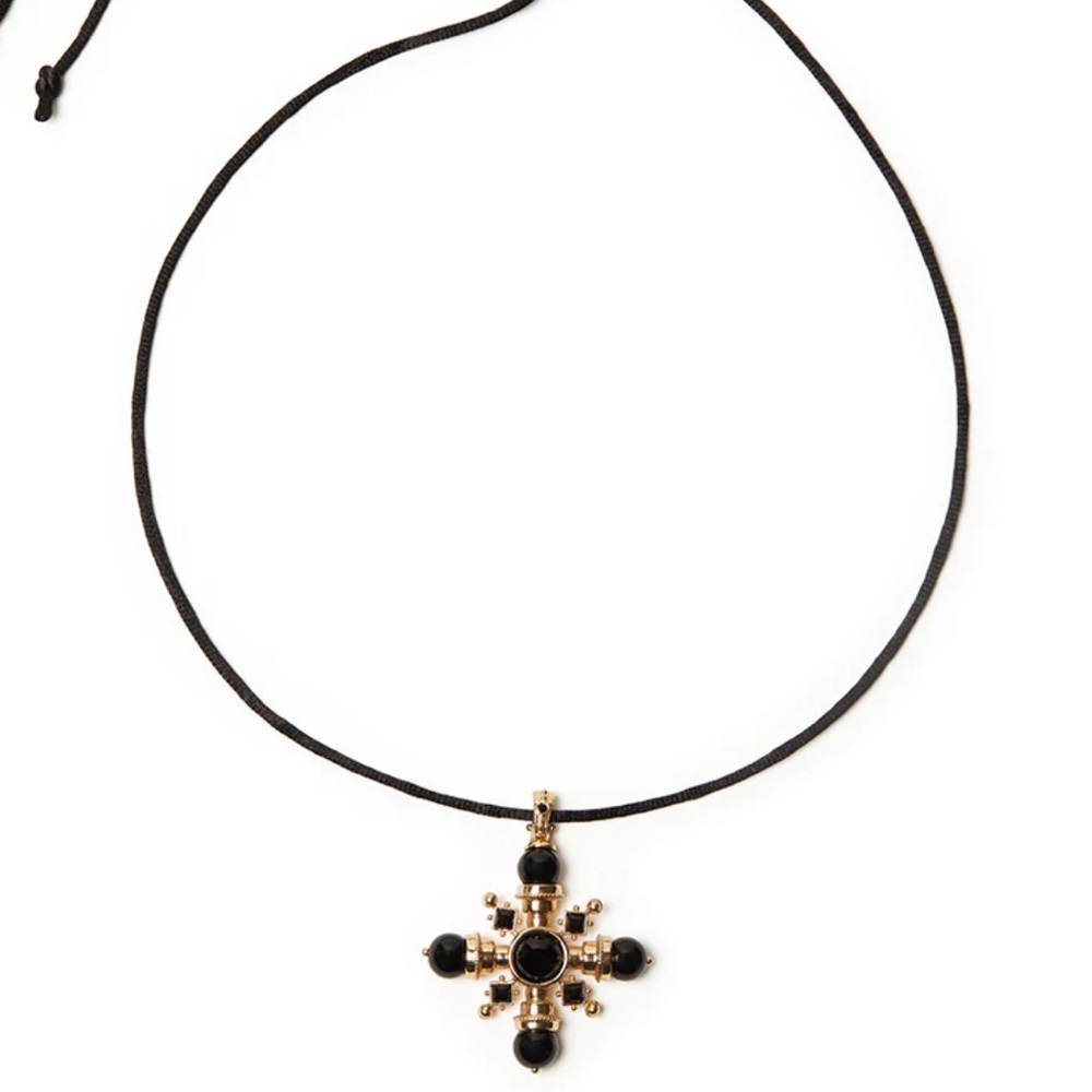 WEWOREWHAT PENDANT NECKLACE